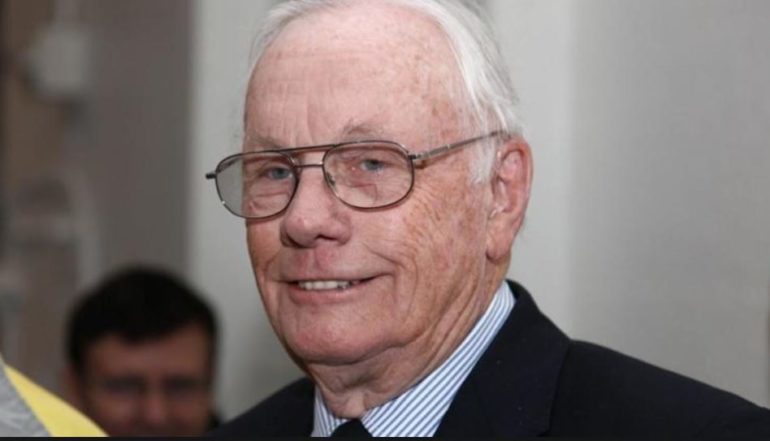 Астронавт Нил Армстронг