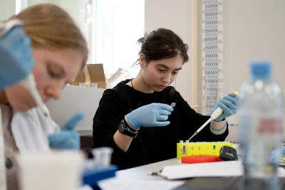 Какие олимпиады для московских школьников пройдут весной 2026 года