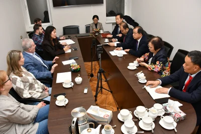 Китайская переводчица сравнила системы обучения в России и у себя на Родине