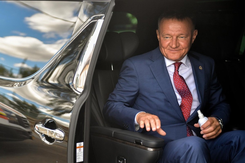 Показания против бывшего губернатора Курской области Романа Старовойта